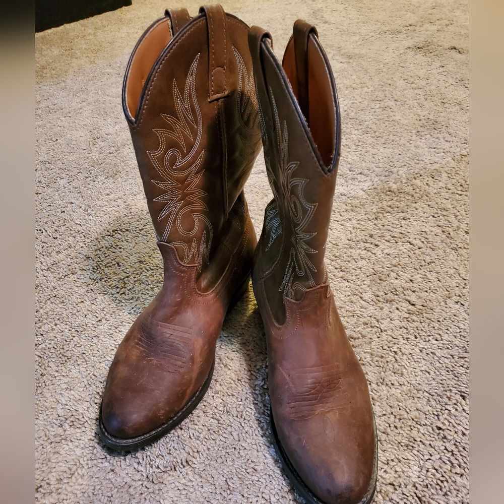 Laredo Distressed Brown Cowboy Boot- 4242 Men's 8EW